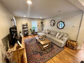 30 Thorpe St in Fairfield, CT - Building Photo