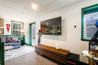 2964 Hopkins Dr in McGaheysville, VA - Building Photo - Building Photo