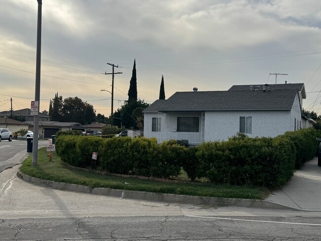 8955 Hershey St in Rosemead, CA - Foto de edificio - Building Photo