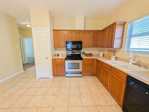 21335 Sweet Grass Ln in Tomball, TX - Building Photo - Building Photo