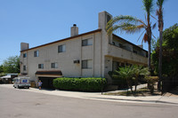 12027 Royal Rd in El Cajon, CA - Building Photo - Building Photo