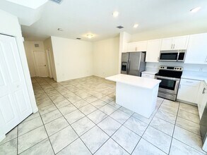 408 NE 208th Terrace in Miami, FL - Building Photo - Building Photo