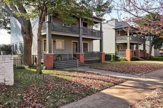 812 NW 7th St in Oklahoma City, OK - Building Photo - Building Photo