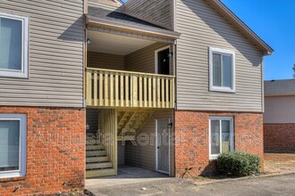 33 Conifer Ct in North Augusta, SC - Foto de edificio - Building Photo