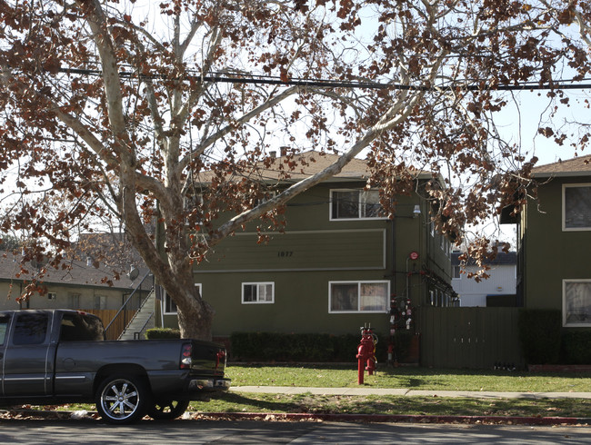 1077 N 5th St in San Jose, CA - Foto de edificio - Building Photo