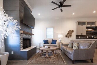 911 Hank Aaron Dr SW in Atlanta, GA - Building Photo - Building Photo