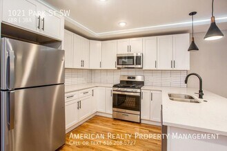 1021 Park St SW in Grand Rapids, MI - Building Photo - Building Photo