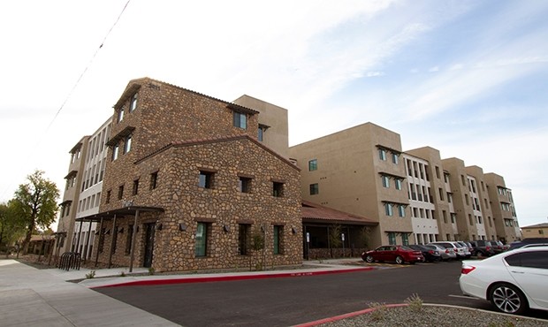 19 West Apartments in Phoenix, AZ - Foto de edificio