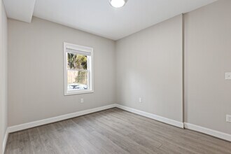 2268 Druid Park Dr in Baltimore, MD - Foto de edificio - Building Photo