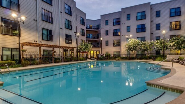 515 Madison St-Unit -203.171322 in Nashville, TN - Building Photo - Building Photo