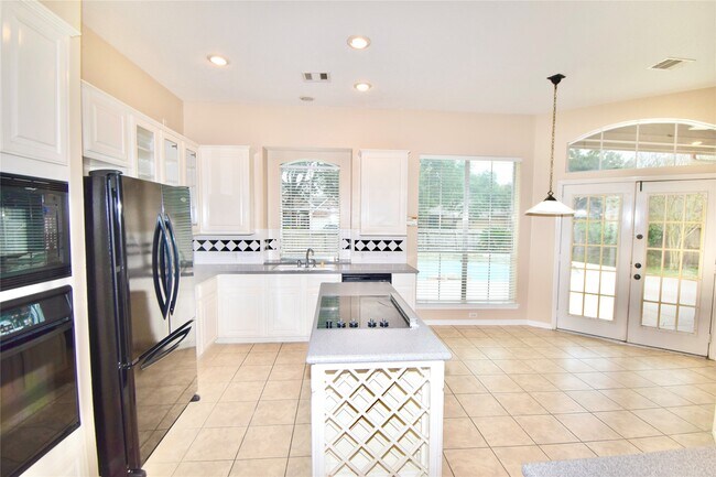 property at 514 Avery Dr