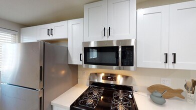 1017 E Amelia Ave in Phoenix, AZ - Building Photo - Building Photo