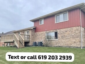 11019 W 167th St in Orland Park, IL - Building Photo - Building Photo
