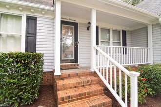 1414 Plantation Lakes Cir in Chesapeake, VA - Building Photo - Building Photo