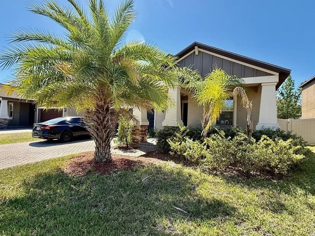 10143 Count Fleet Dr in Ruskin, FL - Building Photo - Building Photo