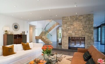 800 Orlando Ave in Los Angeles, CA - Building Photo - Building Photo