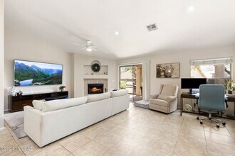 318 E Streams Edge Pl in Oro Valley, AZ - Building Photo - Building Photo