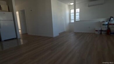 69-51 Almeda Ave in Queens, NY - Building Photo - Building Photo