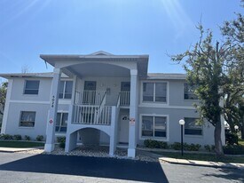 5028 Chiquita Blvd S