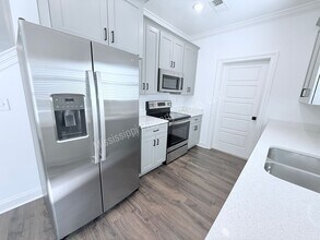 548 Mdw Crst Cir in Oxford, MS - Building Photo - Building Photo