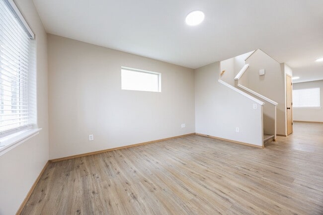 2322 SE 89th Ave in Portland, OR - Building Photo - Building Photo