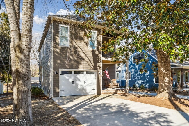 property at 432 N Bennett St