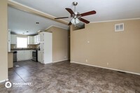 10123 Berrybriar Ln in Tomball, TX - Foto de edificio - Building Photo