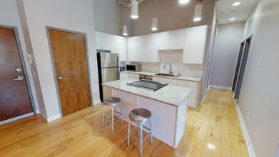 769 N High St in Columbus, OH - Building Photo - Building Photo