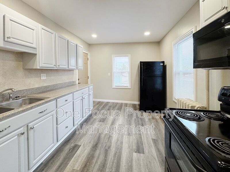 2205 W 4th St in Williamsport, PA - Building Photo