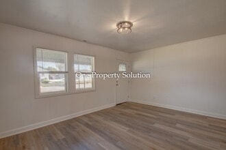 825 E 14th Ave in Gary, IN - Building Photo - Building Photo