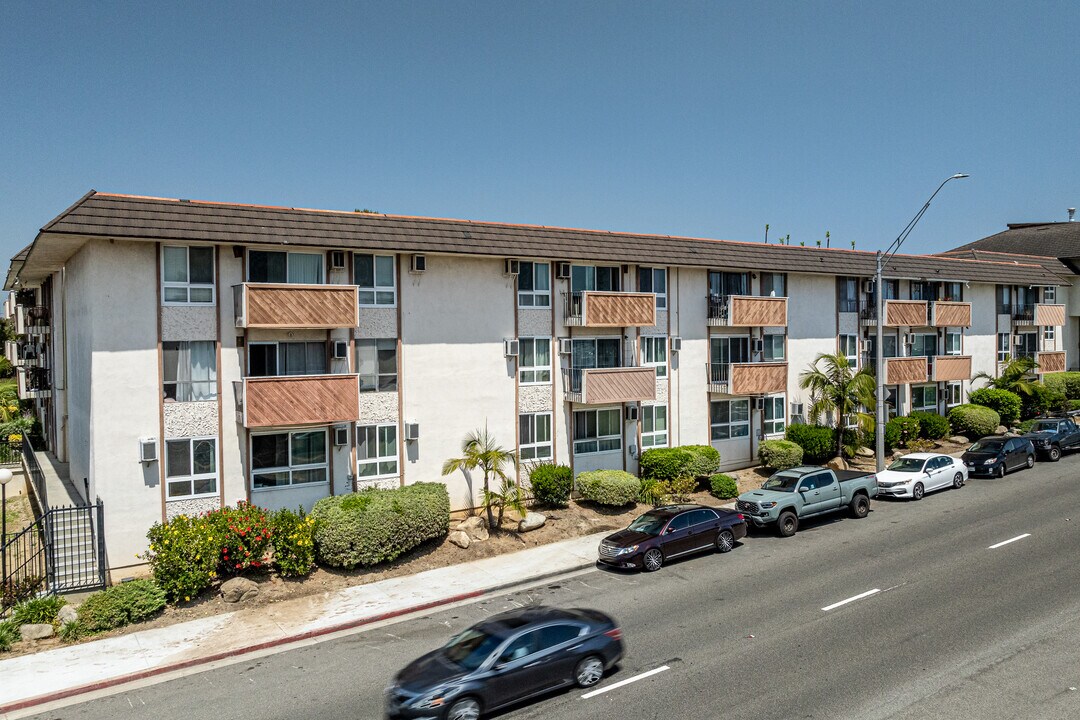 Park Ocean Condos in Long Beach, CA - Building Photo