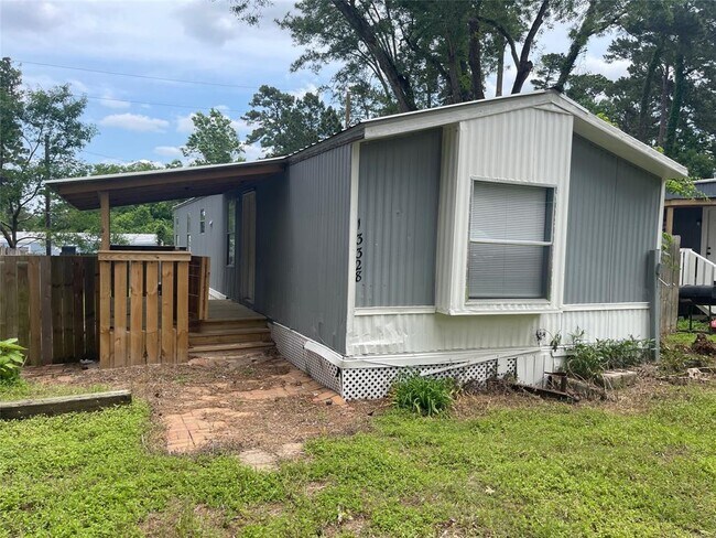 13328 Brigadier Dr in Willis, TX - Building Photo - Building Photo