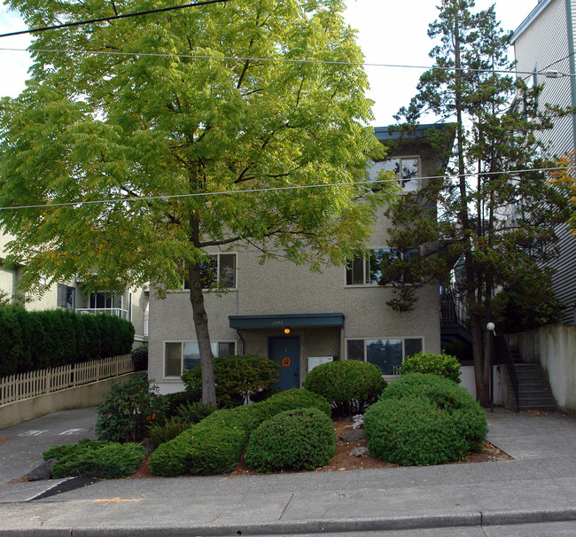 3642 14th Ave W in Seattle, WA - Foto de edificio - Building Photo