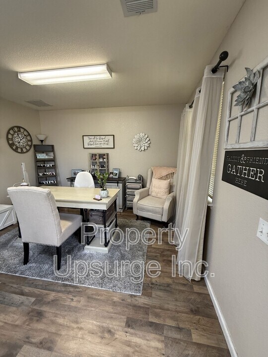 3400 Bechelli Ln in Redding, CA - Building Photo