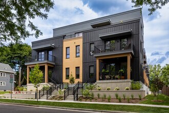 252 Dunning in Madison, WI - Building Photo - Building Photo