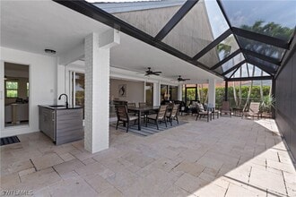 2500 Kings Lake Blvd in Naples, FL - Building Photo - Building Photo
