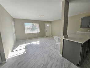 1621 17th St E in Bradenton, FL - Building Photo - Building Photo