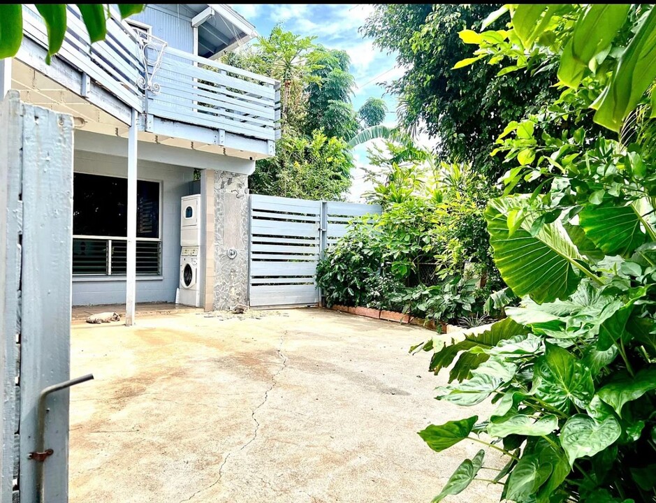 66-831-831 Kamakahala St in Waialua, HI - Building Photo