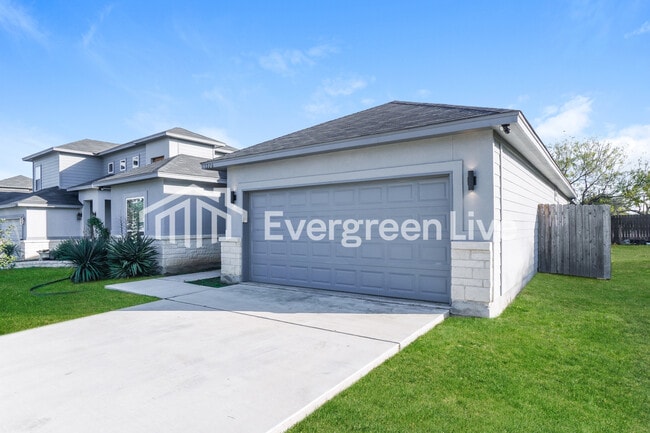 1226 El Porvenir Dr in San Antonio, TX - Building Photo - Building Photo