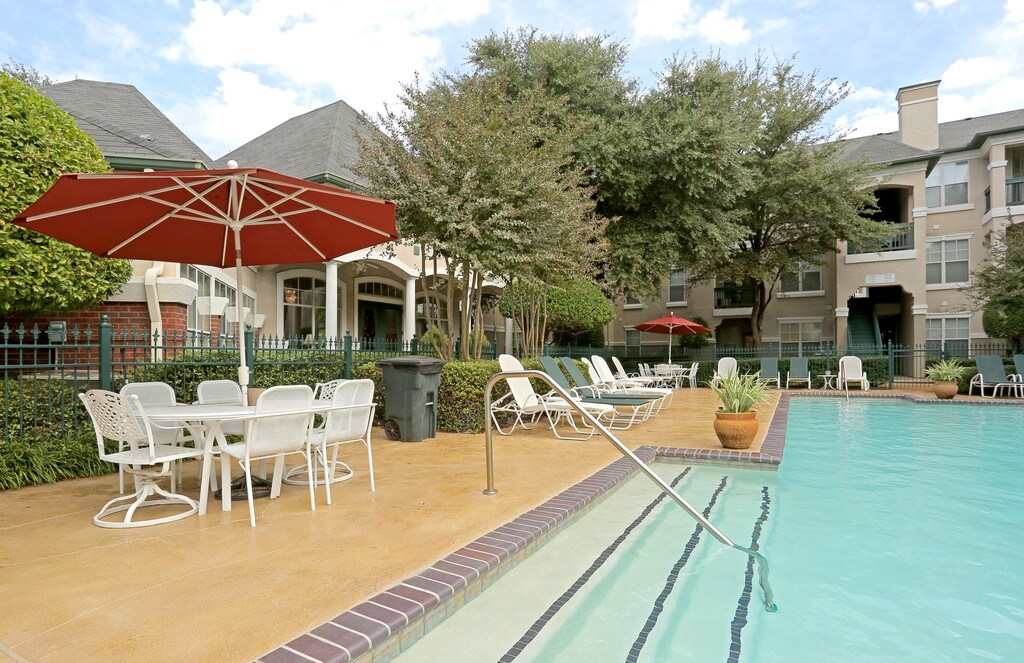 LaCrosse Apartments and Carriage Homes in Bossier City, LA