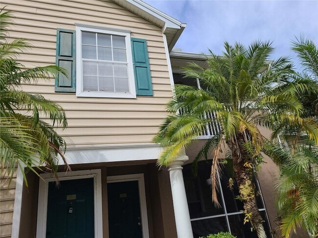 8911 Manor Loop, Unit 205 in Lakewood Ranch, FL - Building Photo - Building Photo