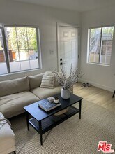 830 Brooks Ave in Los Angeles, CA - Building Photo - Building Photo