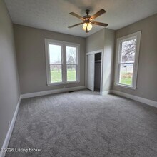 2465 Chapeze Ln in Shepherdsville, KY - Building Photo - Building Photo