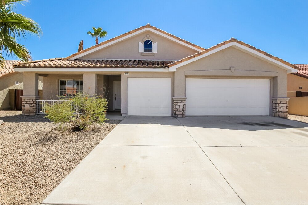 8783 W Marconi Ave in Peoria, AZ - Building Photo