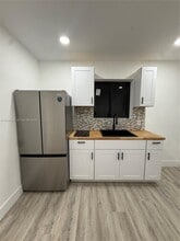 5413 SW 23rd St in West Park, FL - Building Photo - Building Photo