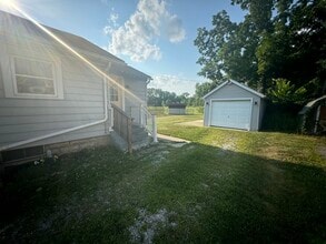 912 Oak Grove Ave in Marion, OH - Foto de edificio - Building Photo