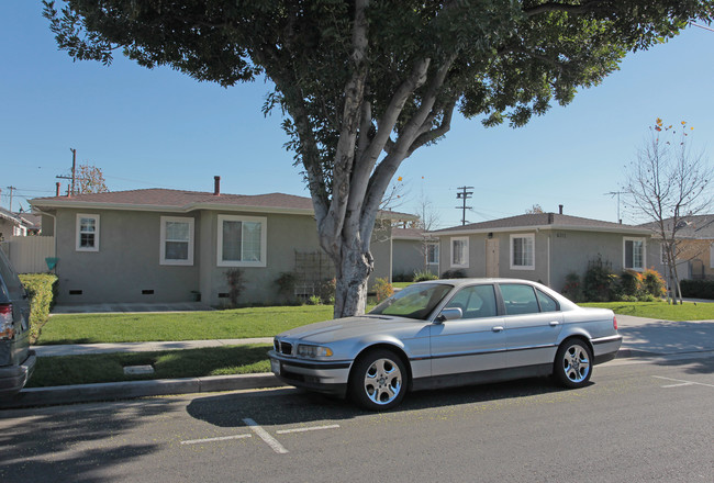 6308-6312 Bissell St in Huntington Park, CA - Building Photo - Building Photo