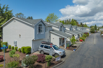 Wellington Homes in Kent, WA - Building Photo - Building Photo