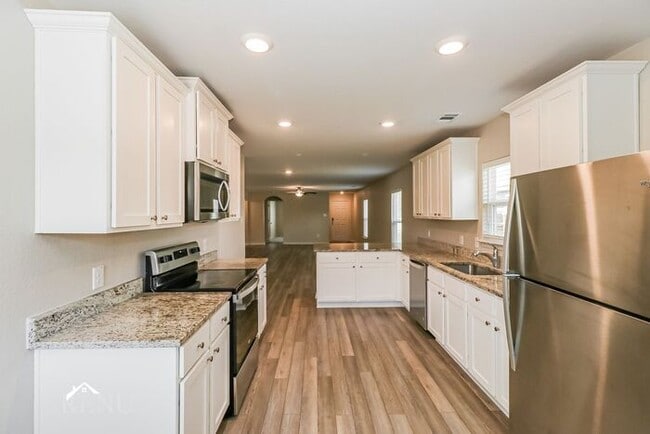 18504 Allen Welch Dr in Elgin, TX - Building Photo - Building Photo