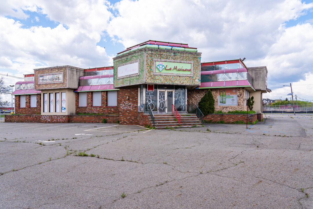 405 Route 440 in Jersey City, NJ - Building Photo